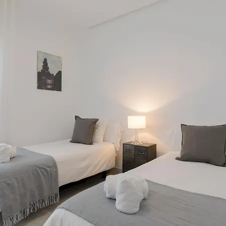 Pass The Keys Stunning Beachfront In Apartment